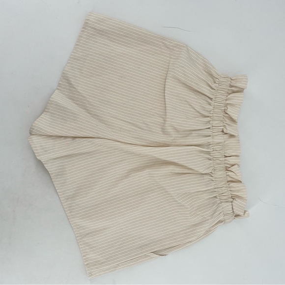 Urban Renewal Recycled Paperbag Seersucker Neutral High Waist Shorts XS - Picture 5 of 11